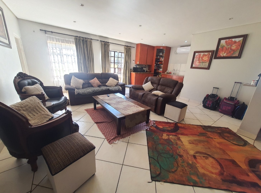 5 Bedroom Property for Sale in Rietfontein A H North West